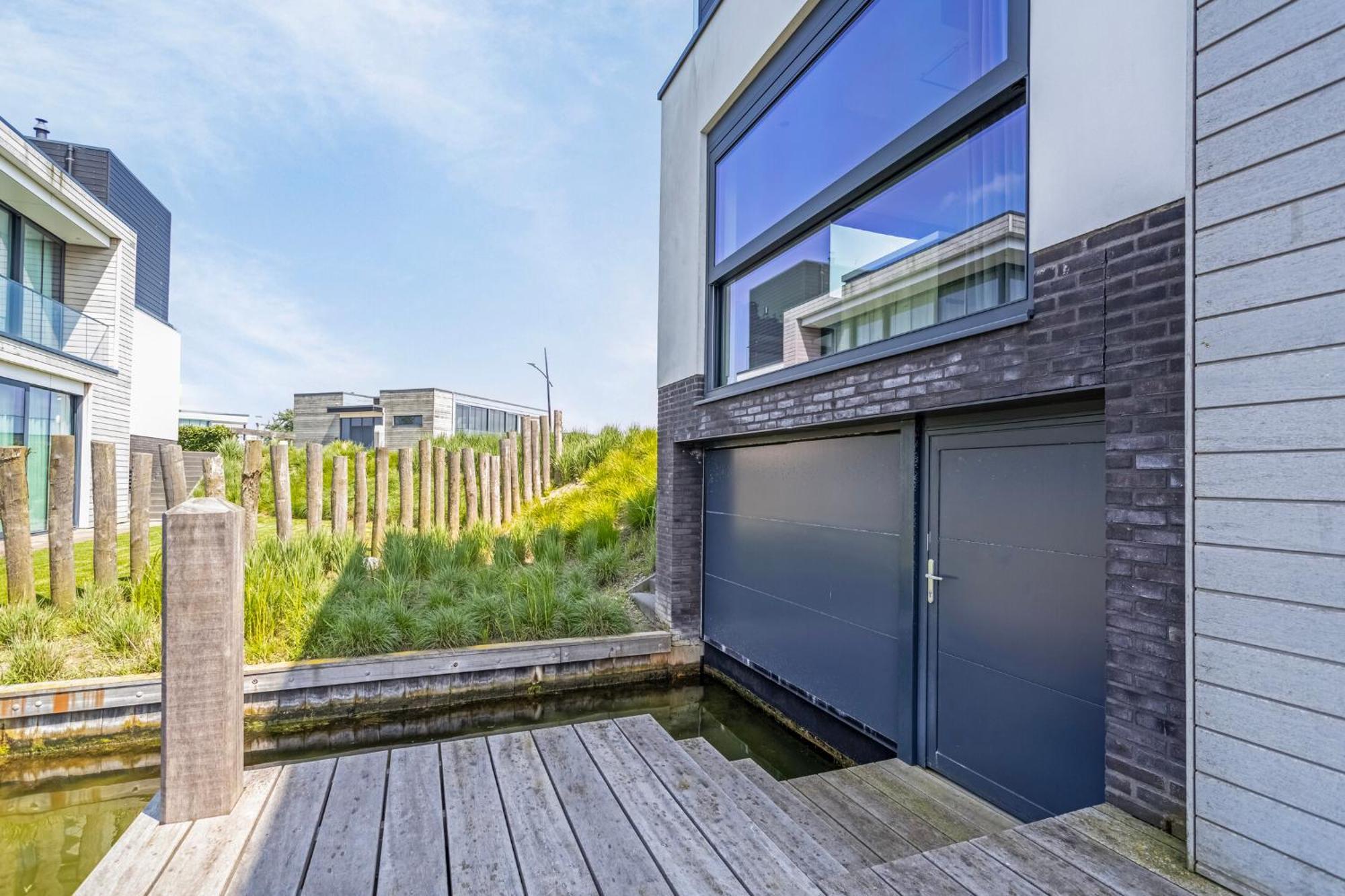Lake House With Dock At Lake Veere, Zeeland Arnemuiden Exterior photo